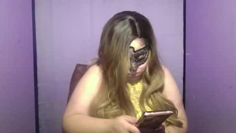 Snapshot of msvenome chatting on 11.20.25 MsVenome online show from 11.20.25