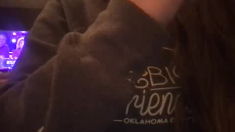 Snapshot of mswhoknows chatting on 12.23.25 Tara Jane online show from 12.23.25