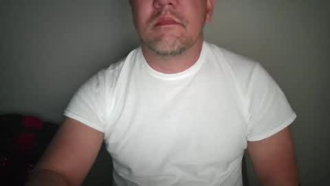 Snapshot of mtman5 chatting on 10.23.25 mtman5 online show from 10.23.25