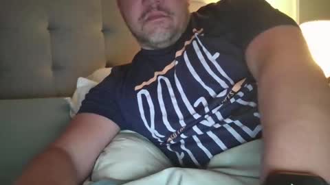 Snapshot of mtman5 chatting on 12.16.25 mtman5 online show from 12.16.25