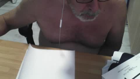 Snapshot of mtwpaul chatting on 07.21.26 mtwpaul online show from 07.21.26