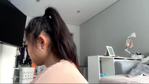 Mia online show from 02.02.26