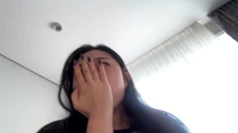 Mia online show from 03.23.26