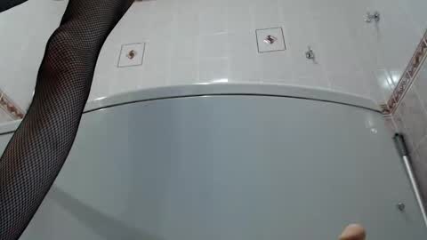 Snapshot of mullty chatting on 01.10.25 Mullty online show from 01.10.25