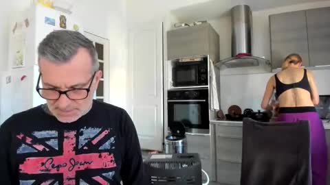 Snapshot of munishpunish chatting on 02.17.26 LOVELY JULIA Peter DAY online show from 02.17.26