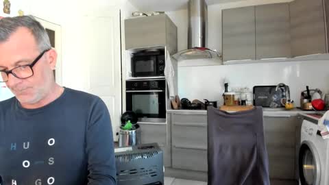 Snapshot of munishpunish chatting on 02.26.26 LOVELY JULIA Peter DAY online show from 02.26.26