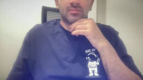 munnabobby2008 online show from 11.04.25