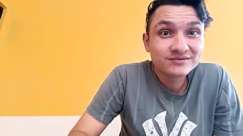 Snapshot of murfialdo chatting on 01.12.25 Sebastian online show from 01.12.25