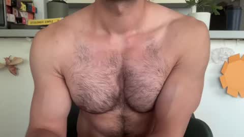 Snapshot of musclehair3 chatting on 06.25.26 musclehair3 online show from 06.25.26