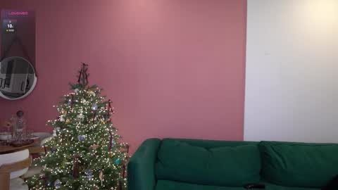 Snapshot of muscularfriend chatting on 01.25.25 Ivan online show from 01.25.25