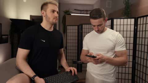 Snapshot of muscularfriend chatting on 03.06.25 Ivan online show from 03.06.25