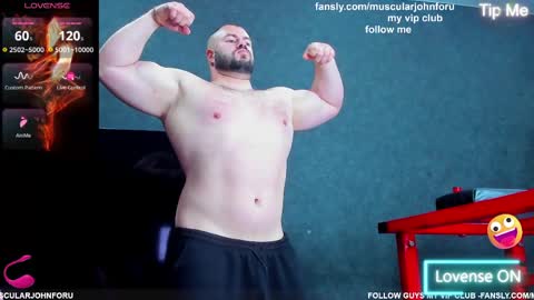 Snapshot of muscularjohnforu chatting on 04.30.26 click icon for peach online show from 04.30.26