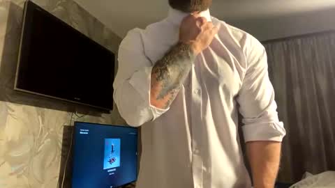 muscularjuggler online show from 01.12.26