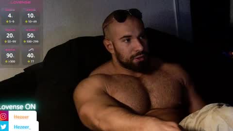 Snapshot of musculusx chatting on 04.04.26 Musculus online show from 04.04.26