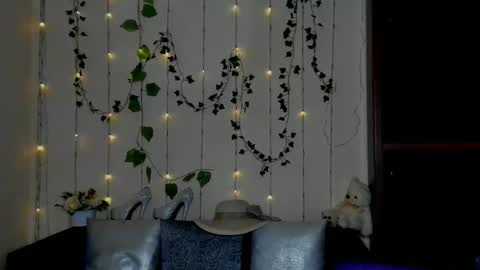 Jeneva online show from 03.12.26