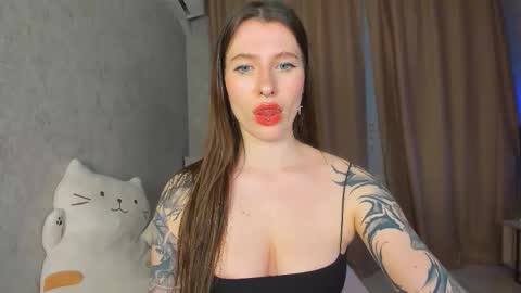 Snapshot of musemelody chatting on 10.28.25 musemelody online show from 10.28.25