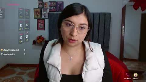 Snapshot of mushi_ chatting on 10.13.25 mushi_ online show from 10.13.25