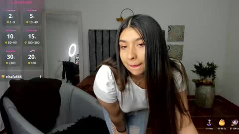 Snapshot of mushi_ chatting on 11.29.25 mushi_ online show from 11.29.25