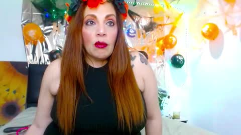 Snapshot of mussa_hott chatting on 10.28.25 Mussa Hott online show from 10.28.25