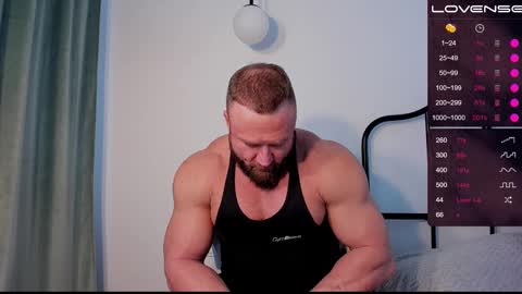 Snapshot of musscle_king chatting on 12.13.24 Artemius online show from 12.13.24