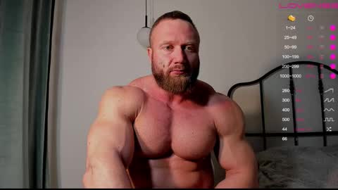 Snapshot of musscle_king chatting on 03.12.25 Artemius online show from 03.12.25