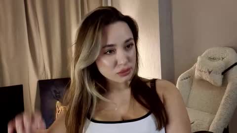 Nika online show from 09.19.25