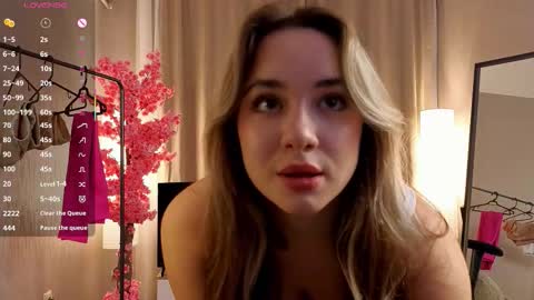 Nika online show from 10.05.25