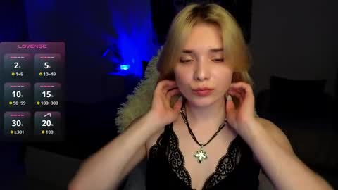 Snapshot of musya_kiss chatting on 06.06.26 Molly online show from 06.06.26
