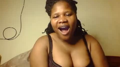 Snapshot of mwekas568403 chatting on 01.18.25 mwekas568403 online show from 01.18.25