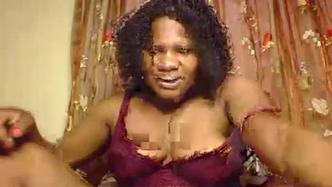 Snapshot of mwekas568403 chatting on 02.02.25 mwekas568403 online show from 02.02.25