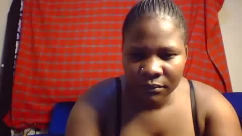 Snapshot of mwekas568403 chatting on 02.17.25 mwekas568403 online show from 02.17.25