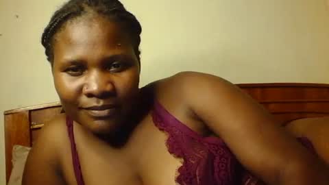 Snapshot of mwekas568403 chatting on 11.10.25 mwekas568403 online show from 11.10.25