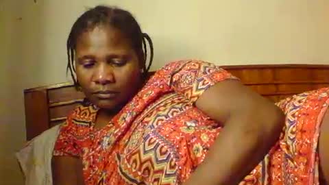 Snapshot of mwekas568403 chatting on 11.23.25 mwekas568403 online show from 11.23.25