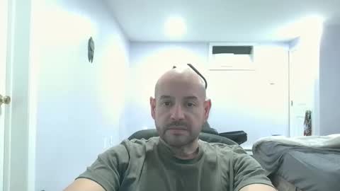 Snapshot of mworlton9 chatting on 03.12.26 Maximus online show from 03.12.26