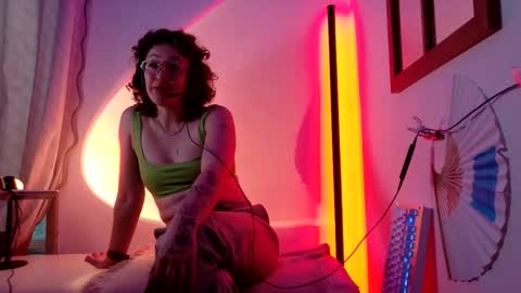 Snapshot of mx_anouk_divine chatting on 03.31.26 Mx. Anouk Divine online show from 03.31.26