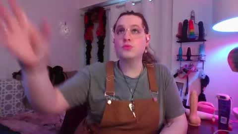 Snapshot of mxsissycharlotte chatting on 06.11.26 Mx Charlotte online show from 06.11.26