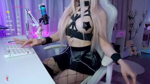 Snapshot of my_polina chatting on 10.03.25 Poli online show from 10.03.25