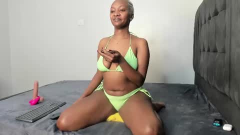 Snapshot of myah_love chatting on 06.23.26 myah_love online show from 06.23.26