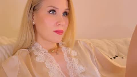 Mya-be Yours P online show from 01.24.25