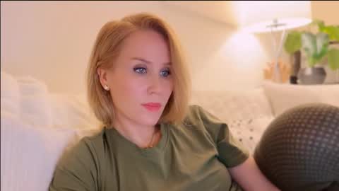 Mya-be Yours P online show from 02.24.25