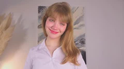 Snapshot of myismira chatting on 10.21.25 Mira online show from 10.21.25