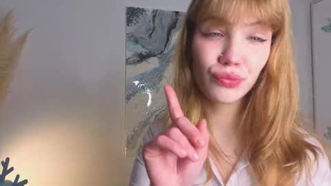 Snapshot of myismira chatting on 10.30.25 Mira online show from 10.30.25