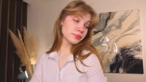 Snapshot of myismira chatting on 01.10.26 Mira online show from 01.10.26