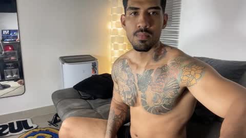 Myke esthetic online show from 12.16.25