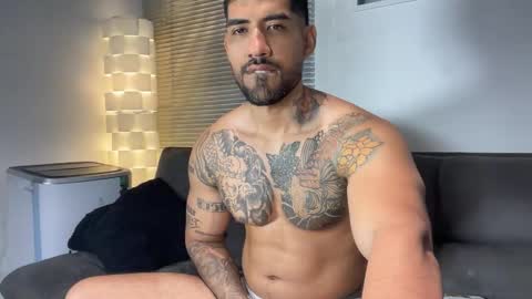 Myke esthetic online show from 02.12.26