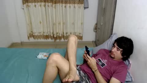 Snapshot of myke_xxx chatting on 11.15.25 mike online show from 11.15.25