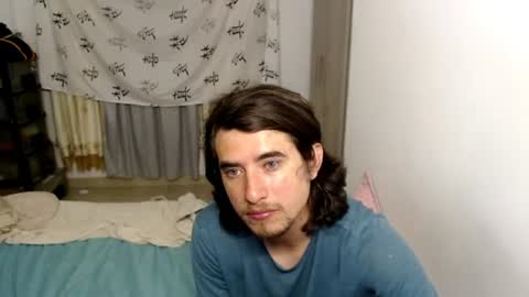 Snapshot of myke_xxx chatting on 06.25.26 mike online show from 06.25.26