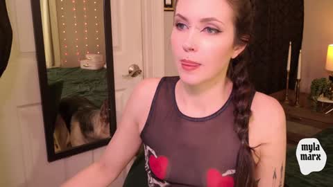 Snapshot of myla_marx chatting on 12.27.24 Myla Marx online show from 12.27.24