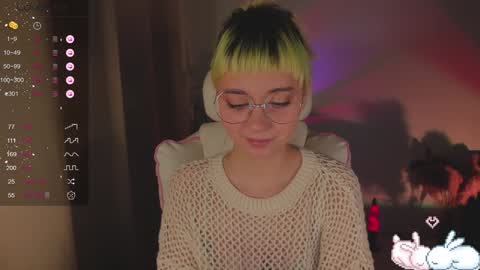 Snapshot of mylaweb chatting on 12.18.24 MylaFlores online show from 12.18.24