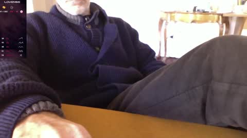 Snapshot of mynakedbeach chatting on 01.03.25 Bi sexy guy lovense hush is on private is open or password show tip if you like. online show from 01.03.25